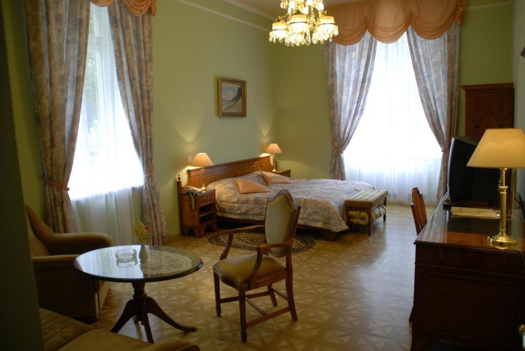 Bristol Kralovska Vila Karlovy Vary Dış mekan fotoğraf