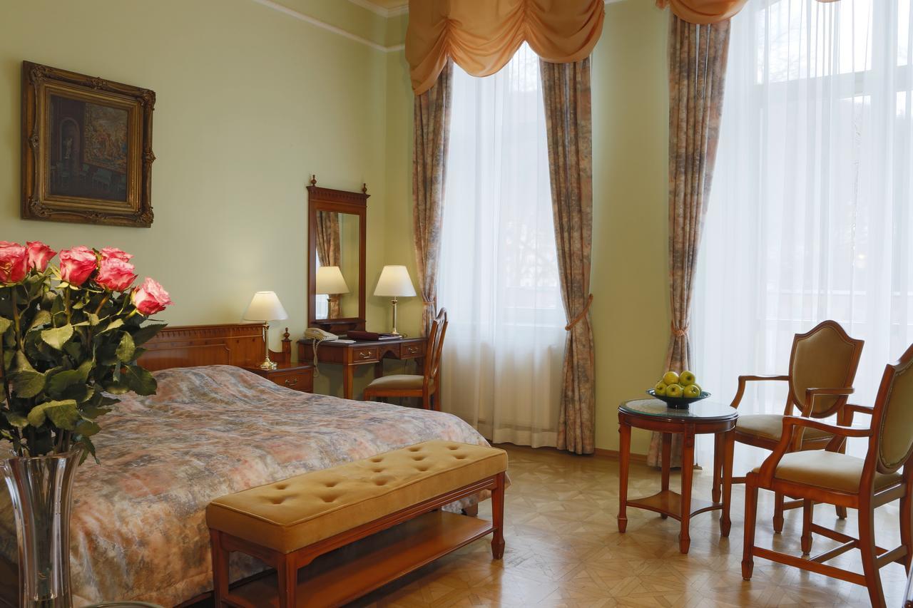 Bristol Kralovska Vila Karlovy Vary Dış mekan fotoğraf